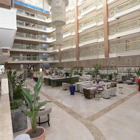 White Gold & 5* アランヤ