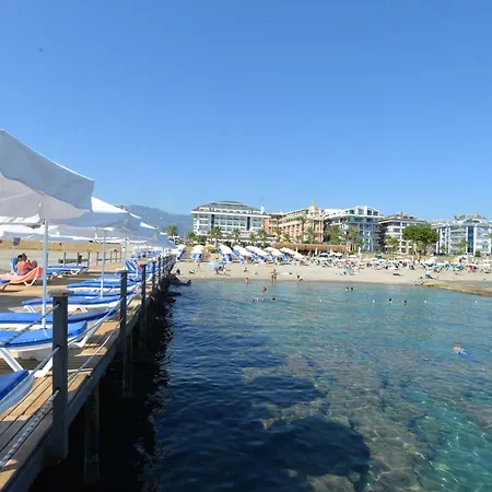 Hotel White Gold & 5*