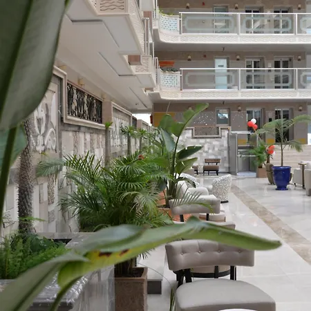 White Gold & Hotel Alanya