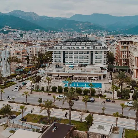 White Gold & 5* Αλάνια