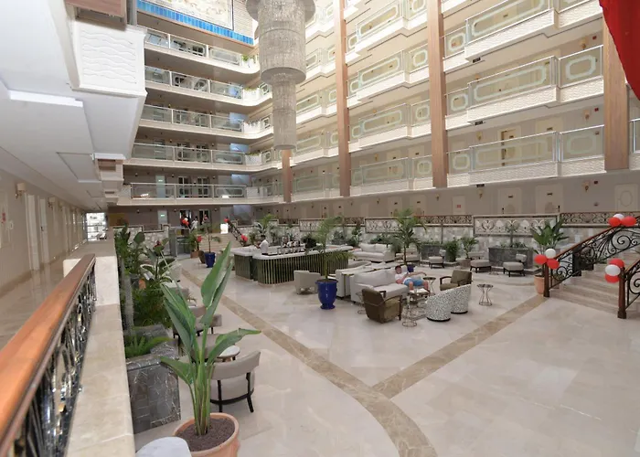 White Gold & 5* Αλάνια